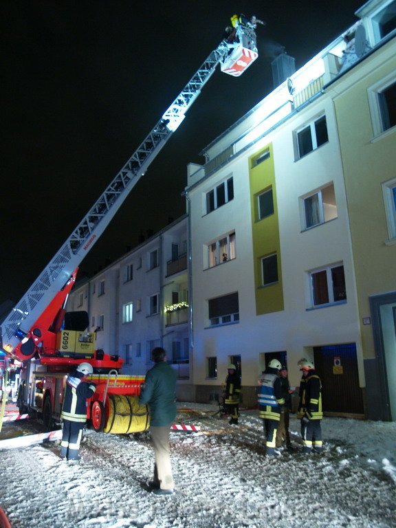 Feuer in Kueche Koeln Vingst Homarstr P549.JPG